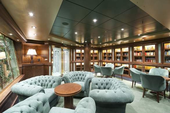 MSC Cruises MSC Magnifica Library 2.jpg